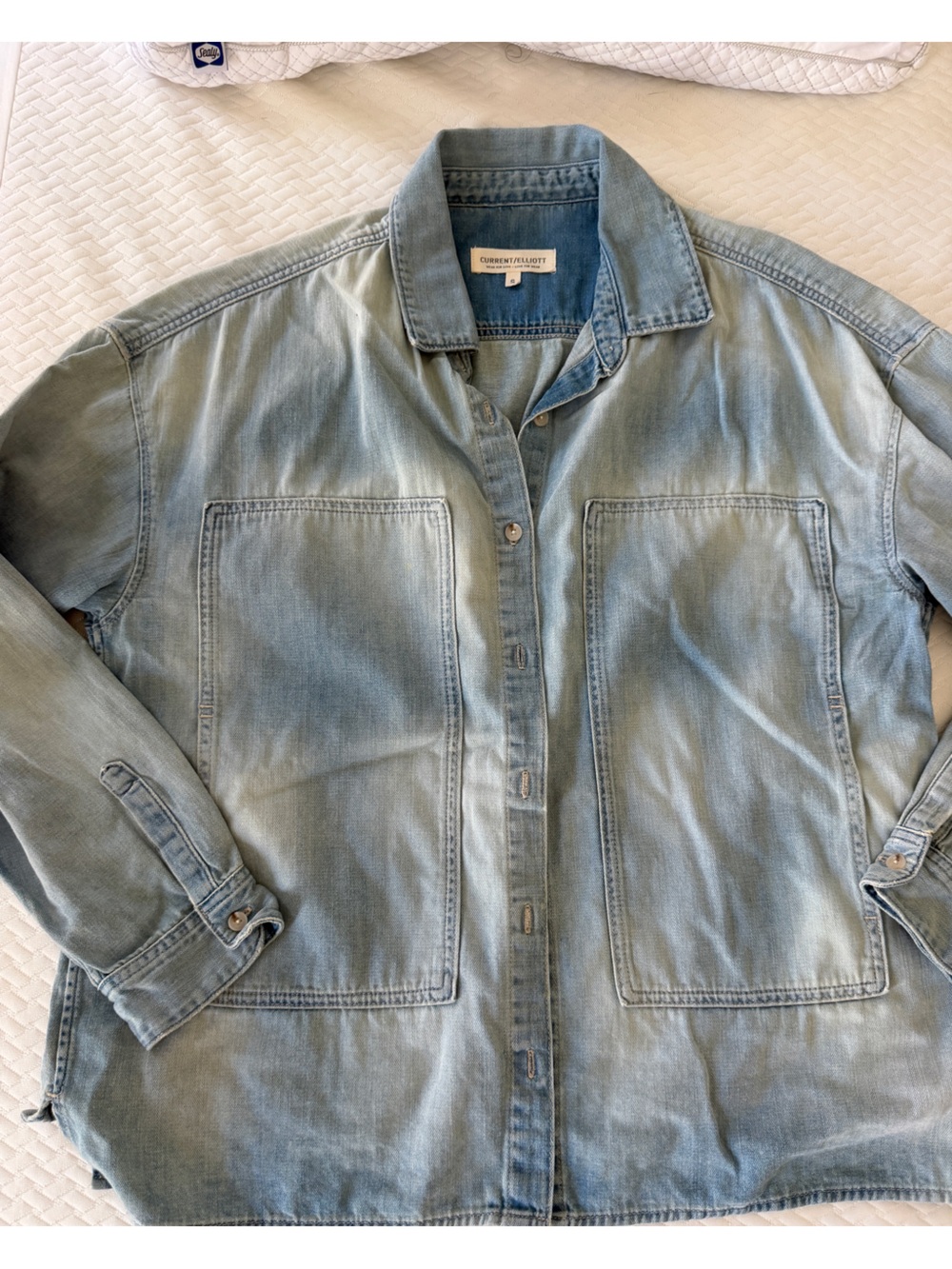 Current/Elliott light blue denim button up shirt Small